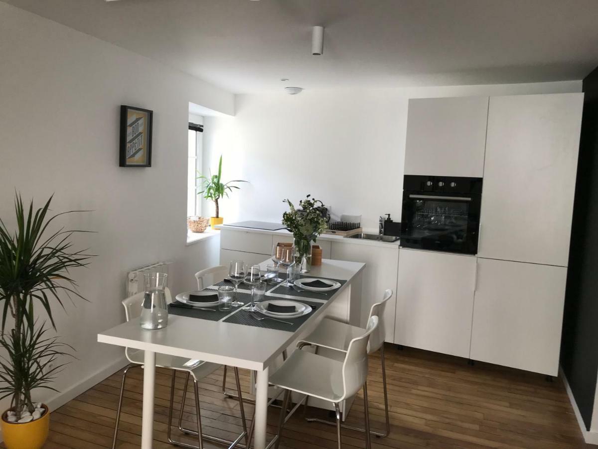 Appartement Au Coeur Du Quartier Historique Ван Екстериор снимка