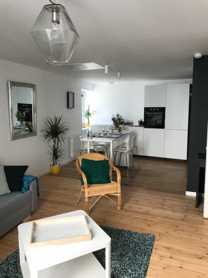 Appartement Au Coeur Du Quartier Historique Ван Екстериор снимка